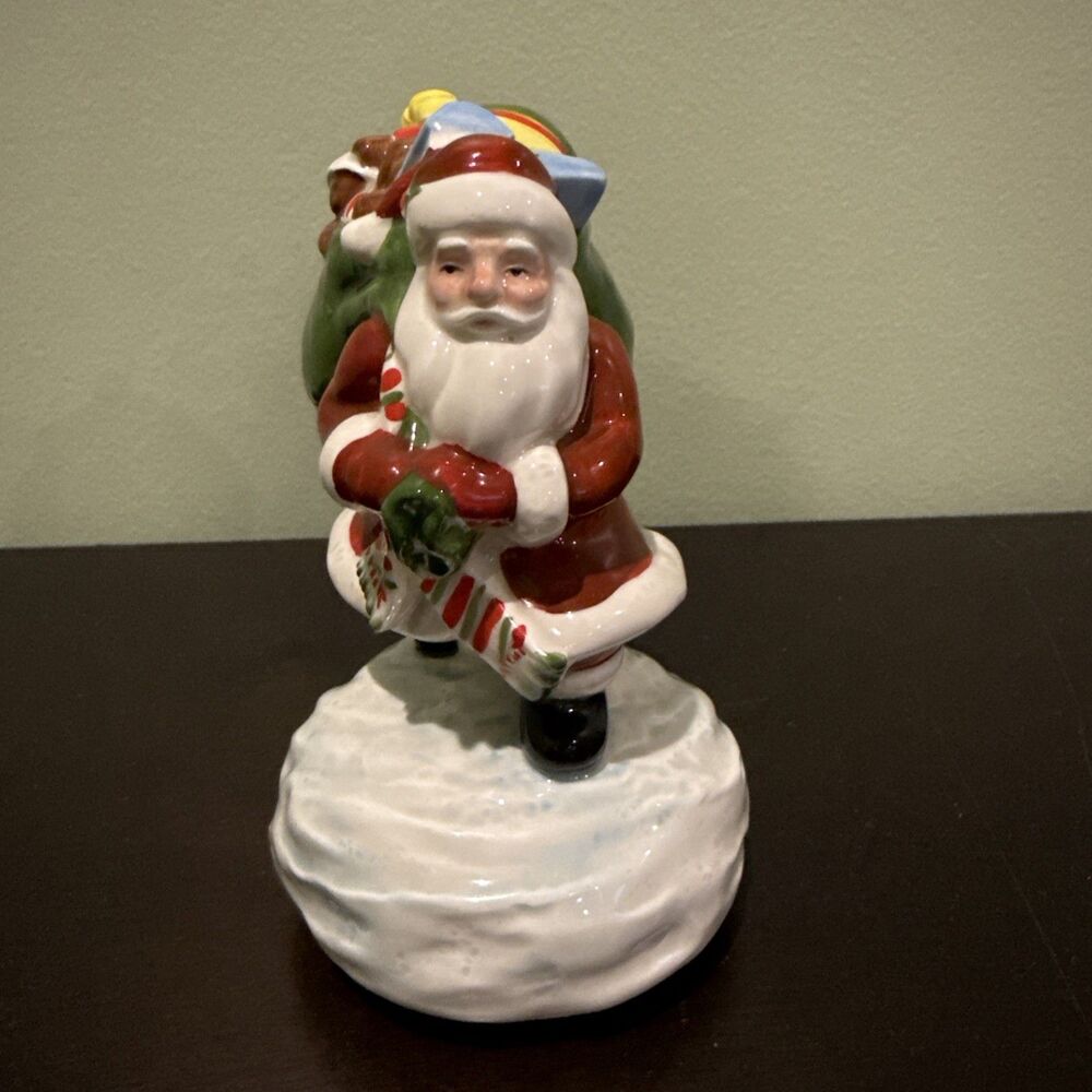Music Box Plays “Santa Claus is Coming to Town” Otagiri Japan Christmas 7”